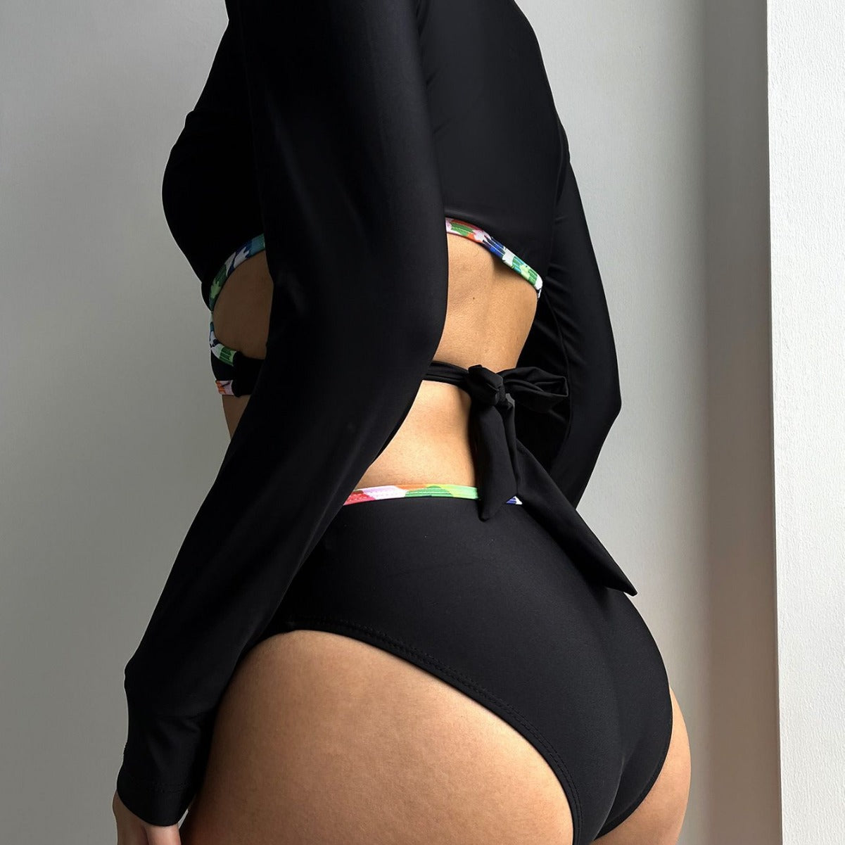 New long sleeve solid color sexy swimsuit hot style bikini swimsuit for women